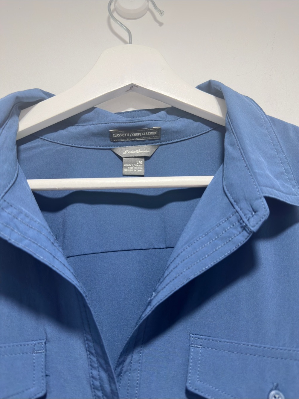 Eddie Bauer Classic Fit Blue Button-Down Shirt Size L - Picture 3 of 9